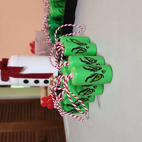 Hand Crafted Other - Hand Crafted 10pk Light Green Grinch Cork Ornaments